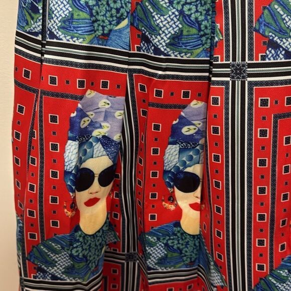 Jaune Rouge Printed Fabric Full Skirt With Novelty Face Print. Size small. - Picture 2 of 6